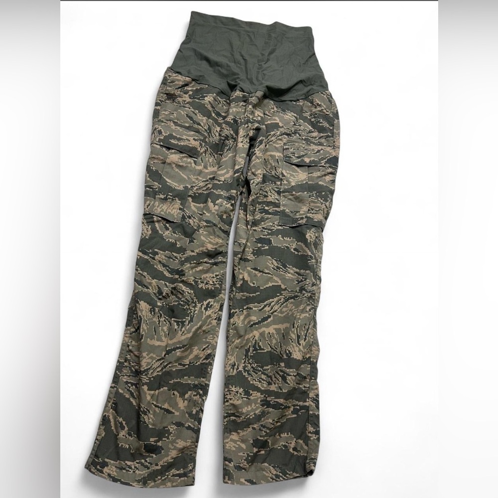 Maternity official US Air Force camouflage cargo pants size large 12 14 woman’s